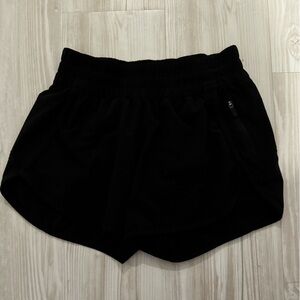 Lululemon Tracker Low Rise Lined Short 4"